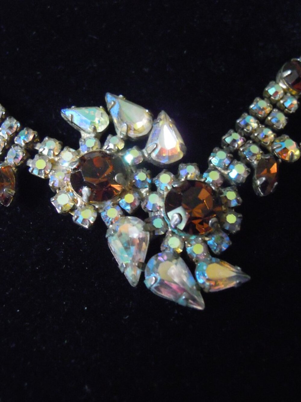 Vintage Unsigned Cluster AB Aurora Borealis Topaz Brown Rhinestone Necklace